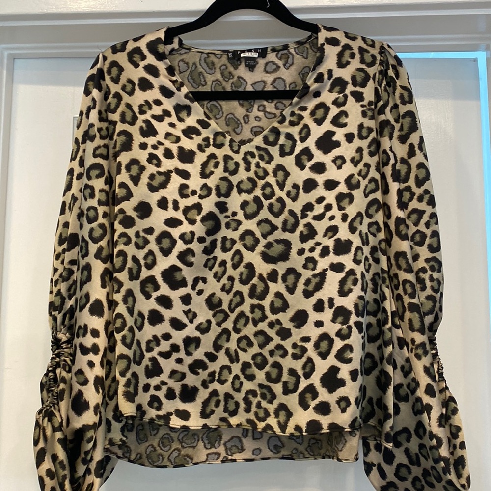 Posh Couture XS silky blouse Pristine